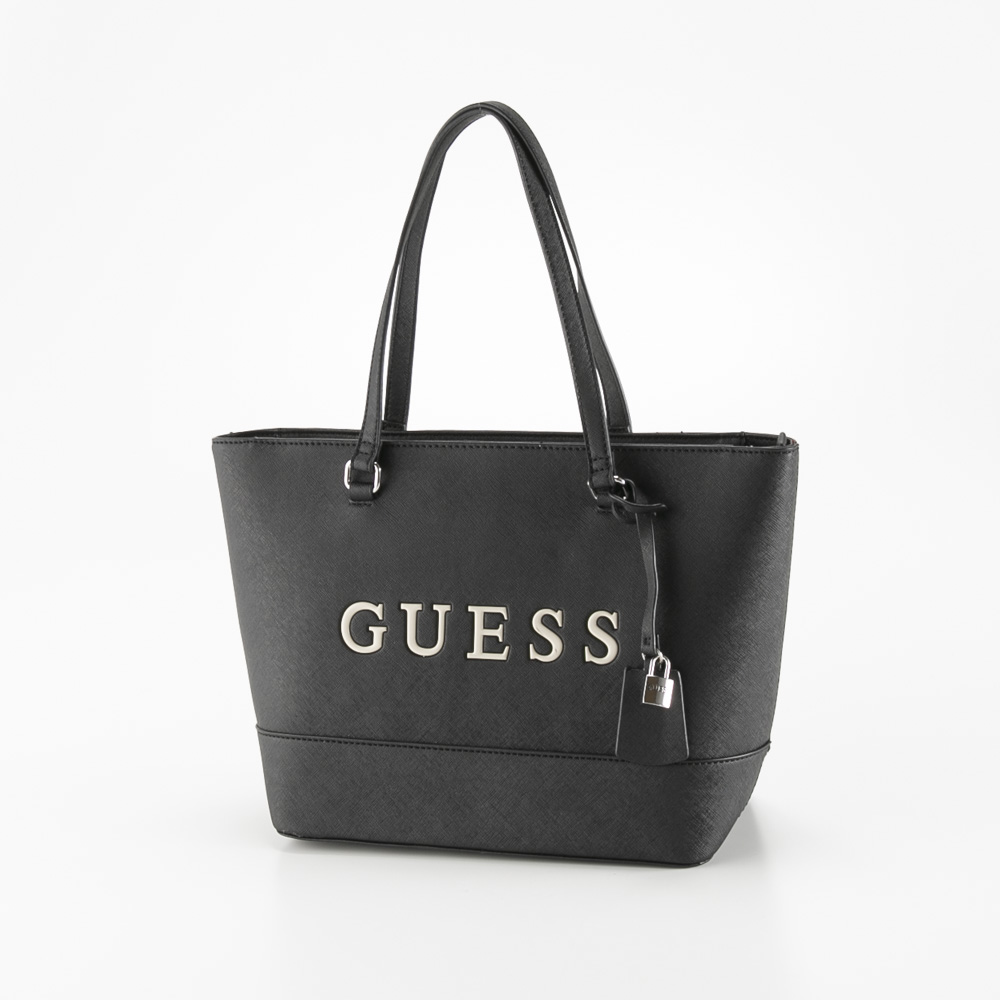 新品です1/22限定GUESS のバッグ ドイツで購入。更に5000円割引き価格です。