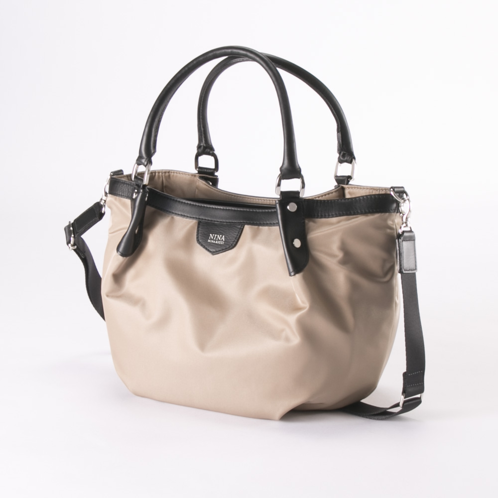 ニナニナリッチ Nina Nina Ricci ハンド トートバッグ ベガ Nnr1402 Fithouse Online Shop フィットハウス公式オンラインショップ Fit House Online Shop