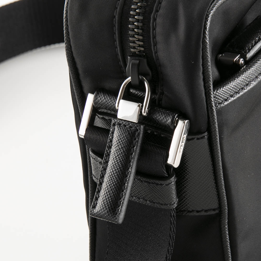 プラダ PRADA ReNylon+SAFFIANO 前ポケット付き ショルダーバッグ 2VH048 2DMH XOO【FITHOUSE ONLINE SHOP】