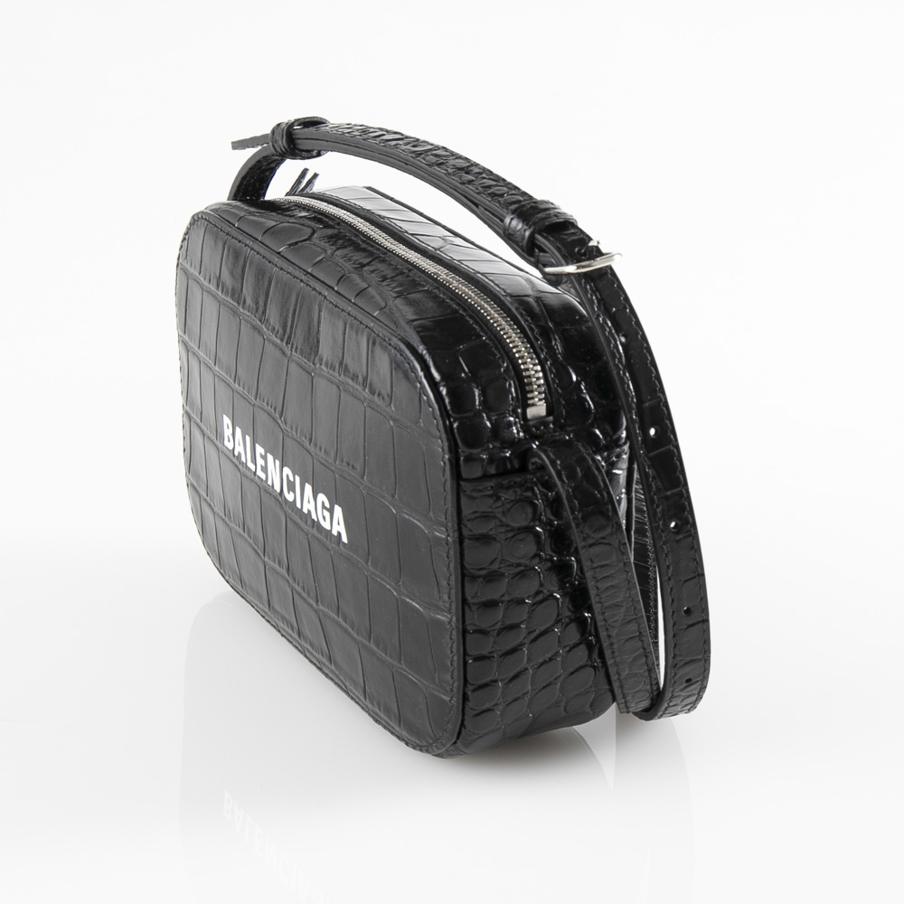 バレンシアガ BALENCIAGA ショルダーバッグ EVERYDAY XS CAMERA BAG