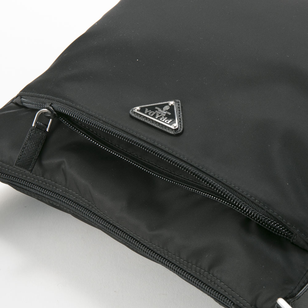 プラダ PRADA ReNylon 前ポケット付き ファスナーショルダーバッグ 1BC421 RV44 D1M【FITHOUSE ONLINE SHOP】