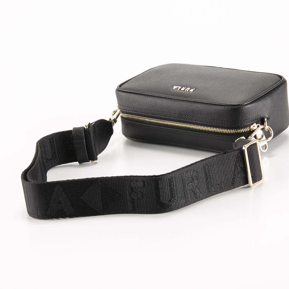 フルラ FURLA ショルダーバッグ CLASSIC CROSSBODY/NERO WE00600-BX2827【FITHOUSE ONLINE SHOP】