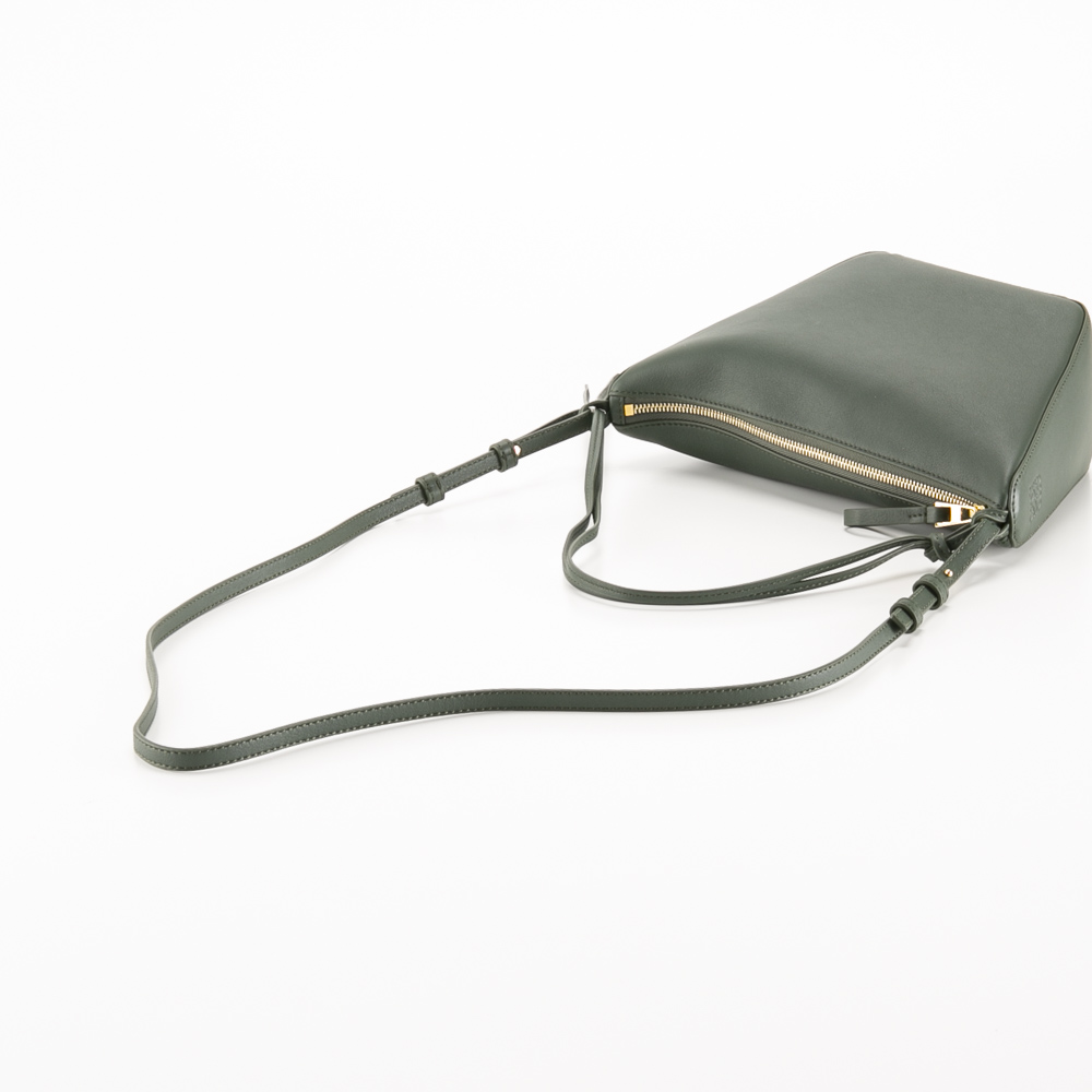 ロエベ LOEWE ショルダーバッグ HAMMOCK HOBO MINI ハンモック ホーボー ミニ A538G13X01【FITHOUSE ONLINE SHOP】