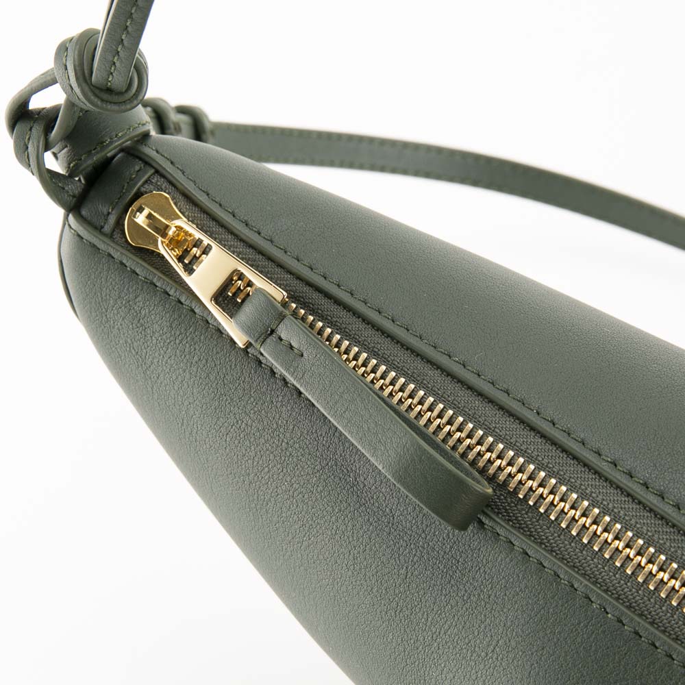 ロエベ LOEWE ショルダーバッグ HAMMOCK HOBO MINI ハンモック ホーボー ミニ A538G13X01【FITHOUSE ONLINE SHOP】