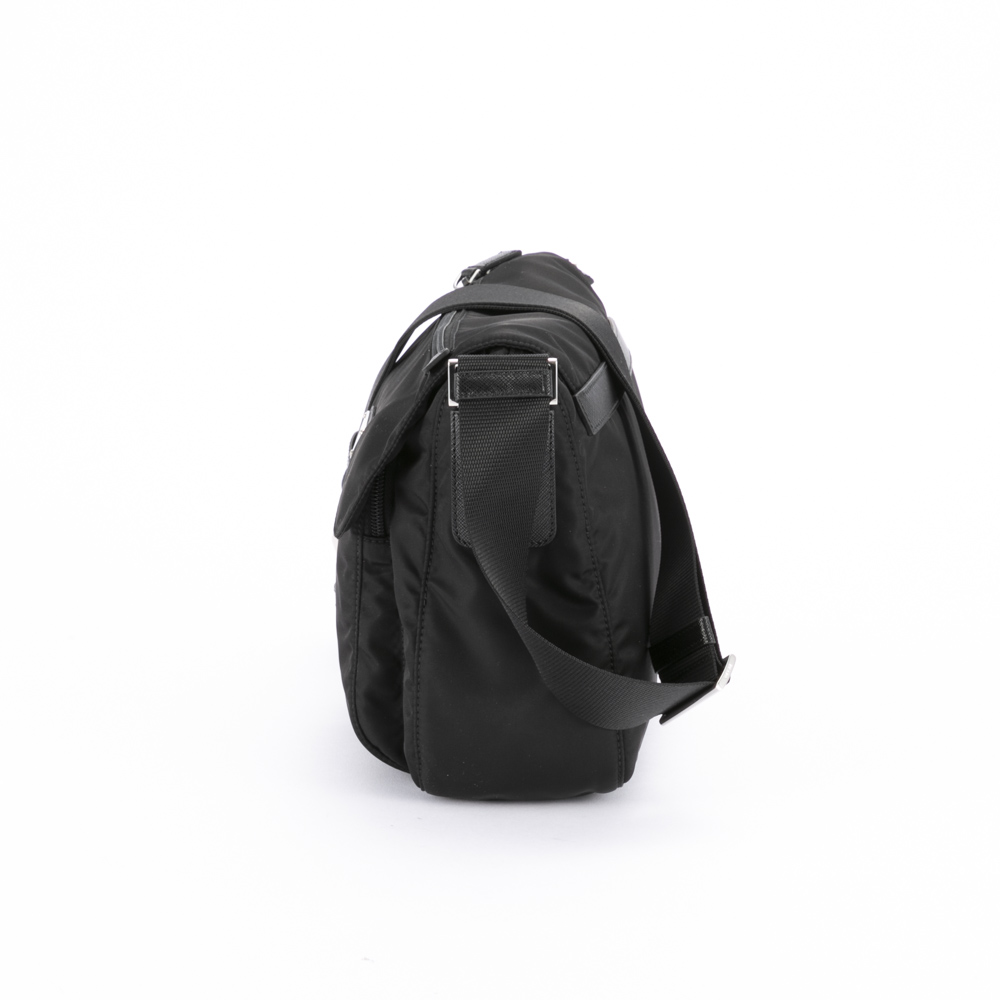 プラダ PRADA ショルダーバッグ ReNylon フラップベルトポシェット 1BD994 RV44 B1M【FITHOUSE ONLINE SHOP】