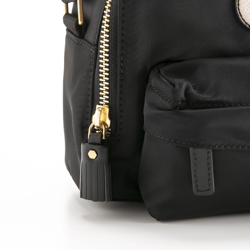 アニヤ・ハインドマーチ Anya Hindmarch ショルダーバッグ アイズ クロスボディ ポーチ 5050925193542【FITHOUSE ONLINE SHOP】