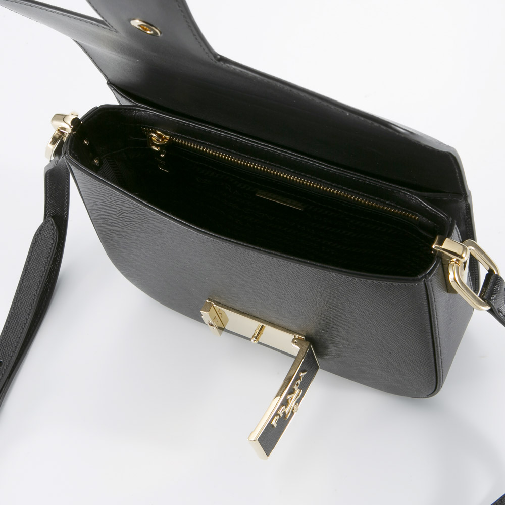 プラダ PRADA ショルダーバッグ SAFFIANO LUX EMBLEMEｼｮﾙﾀﾞｰ/NERO 