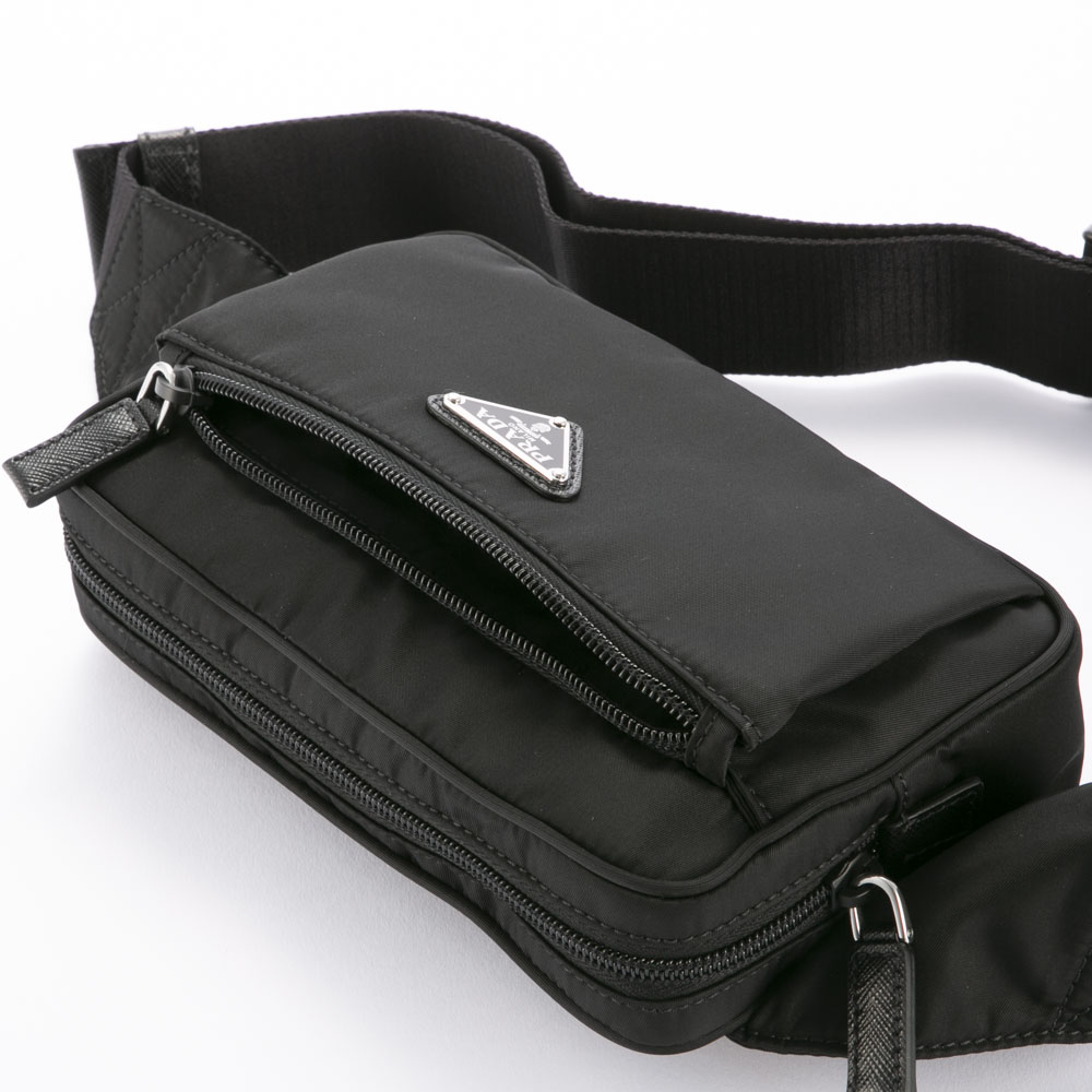 プラダ PRADA ReNylon+SAFFIANO 前ZIP付き クロスボディ 2VL977 2DMG WOO【FITHOUSE ONLINE SHOP】