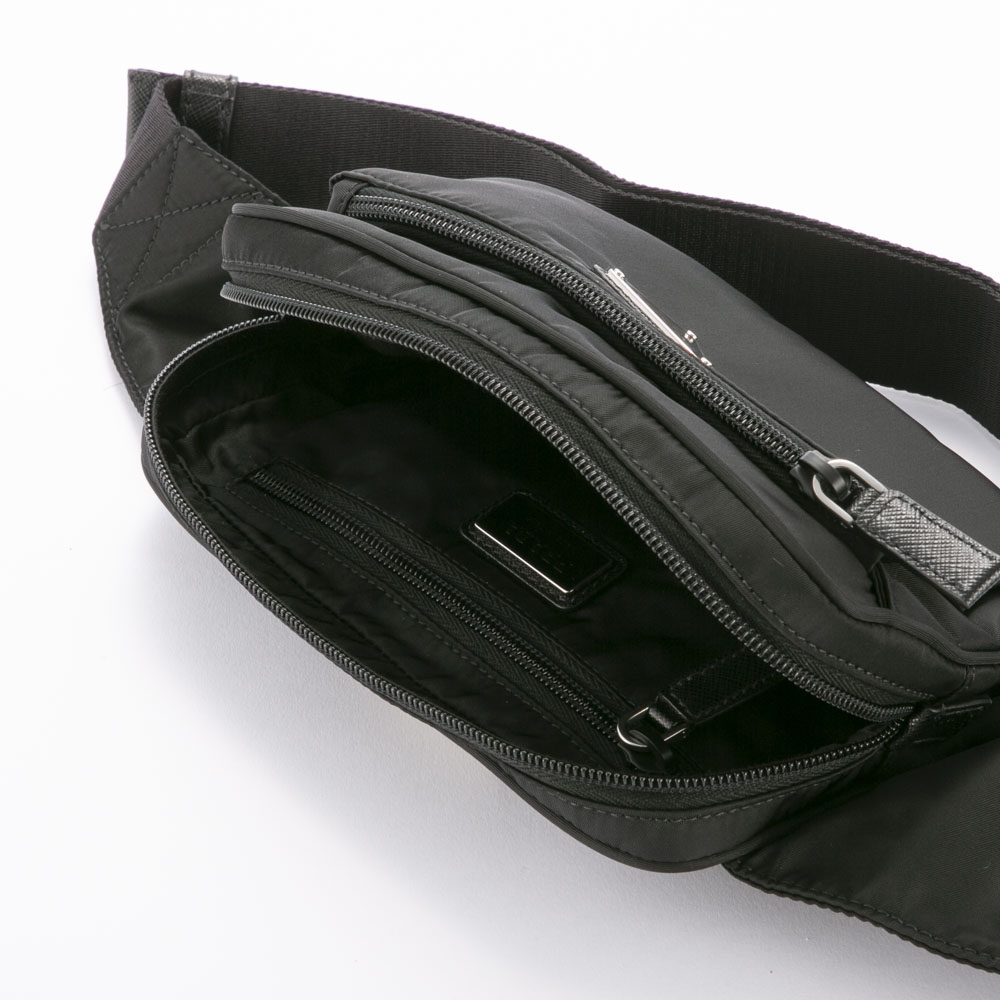 プラダ PRADA ReNylon+SAFFIANO 前ZIP付き クロスボディ 2VL977 2DMG WOO【FITHOUSE ONLINE SHOP】