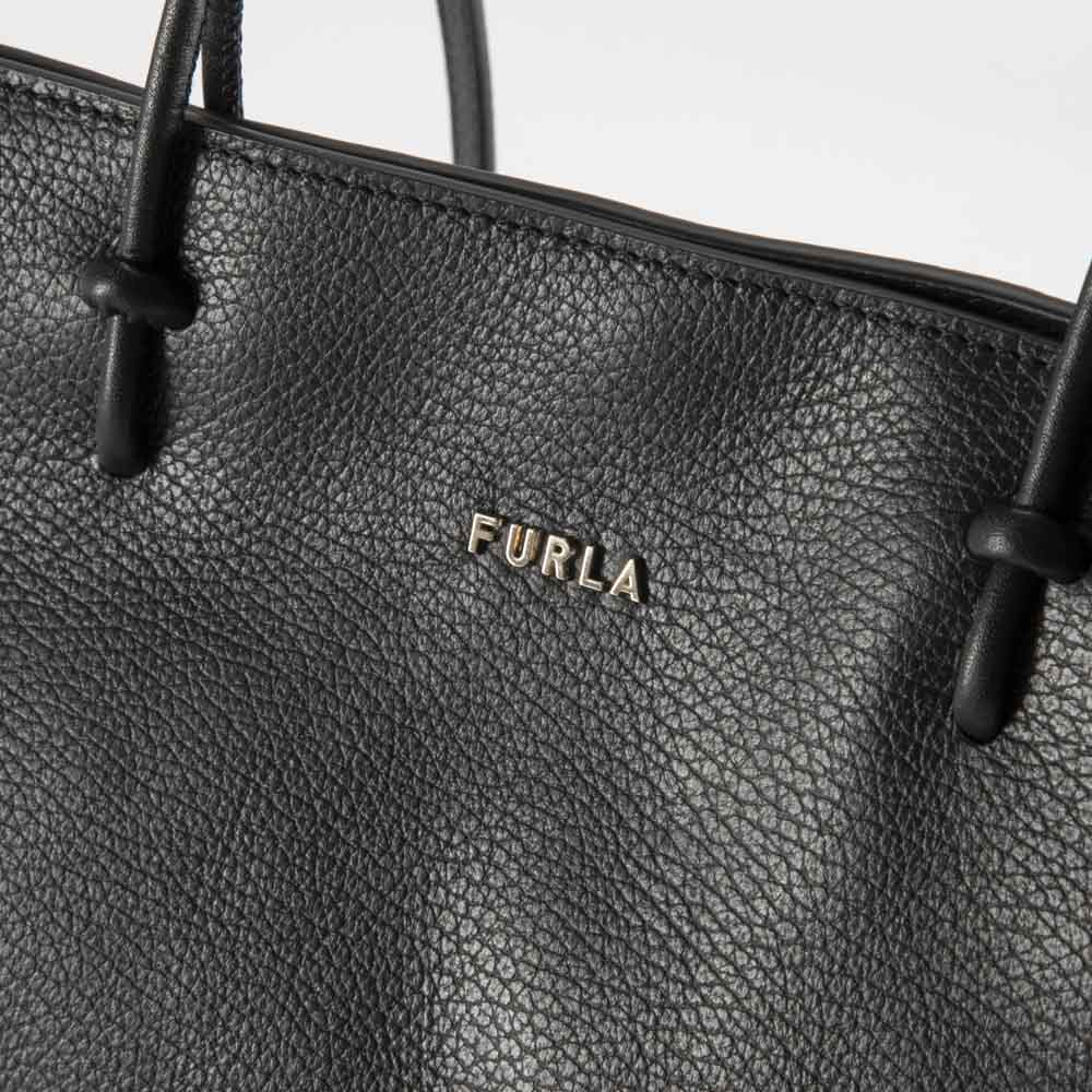 フルラ FURLA ハンド・トートバッグ ESSENTIAL TOTE/NERO WB00207-R76000【FITHOUSE ONLINE SHOP】