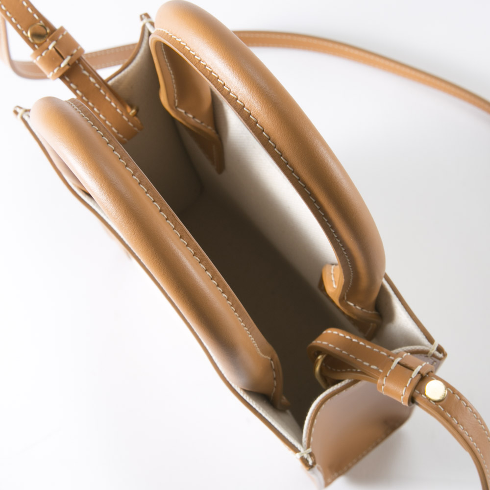 セリーヌ CELINE MINI VERTICAL CABAS ロゴ縦トートバッグ 19330/2BNZ【FITHOUSE ONLINE SHOP】
