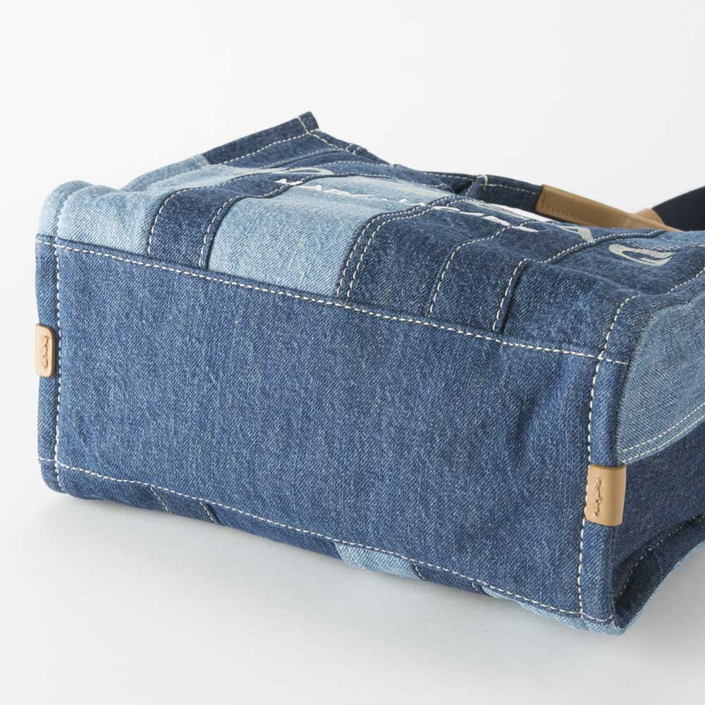 マークジェイコブス MARC JACOBS ハンド・トートバッグ THE DENIM SM TRAVELER TOTE H017M06FA21【FITHOUSE ONLINE SHOP】
