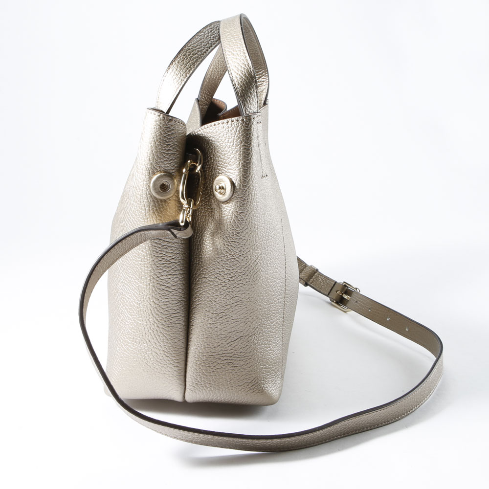 フルラ FURLA ハンド・トートバッグ PRIMULA S TOTE SD付/TAUPE METAL WB00507-R52000【FITHOUSE ONLINE SHOP】