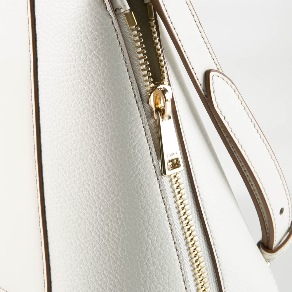 フルラ FURLA ハンド・トートバッグ GILDA M TOTE/TALCO h+MARMO c WB00513-BX0181【FITHOUSE ONLINE SHOP】
