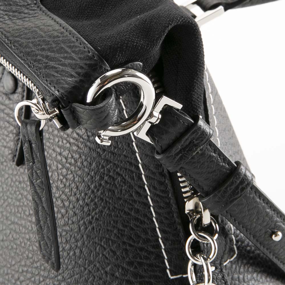 メゾンマルジェラ Maison Margiela ハンド・トートバッグ 5AC CLASSIQUE MD BAG SD付 S56WG0093-P4455【FITHOUSE ONLINE SHOP】