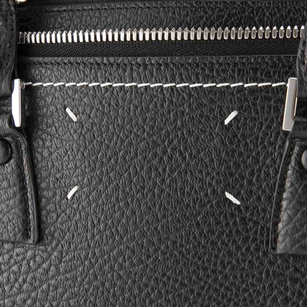 メゾンマルジェラ Maison Margiela ハンド・トートバッグ 5AC CLASSIQUE MD BAG SD付 S56WG0093-P4455【FITHOUSE ONLINE SHOP】