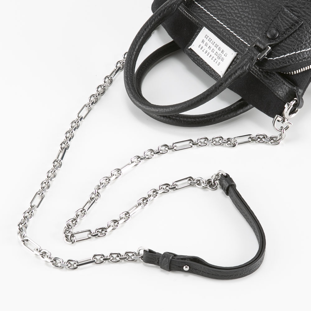 メゾンマルジェラ Maison Margiela ハンド・トートバッグ 5AC CLASSIQUE MICRO BAG SD付 S56WG0081-P4455【FITHOUSE ONLINE SHOP】