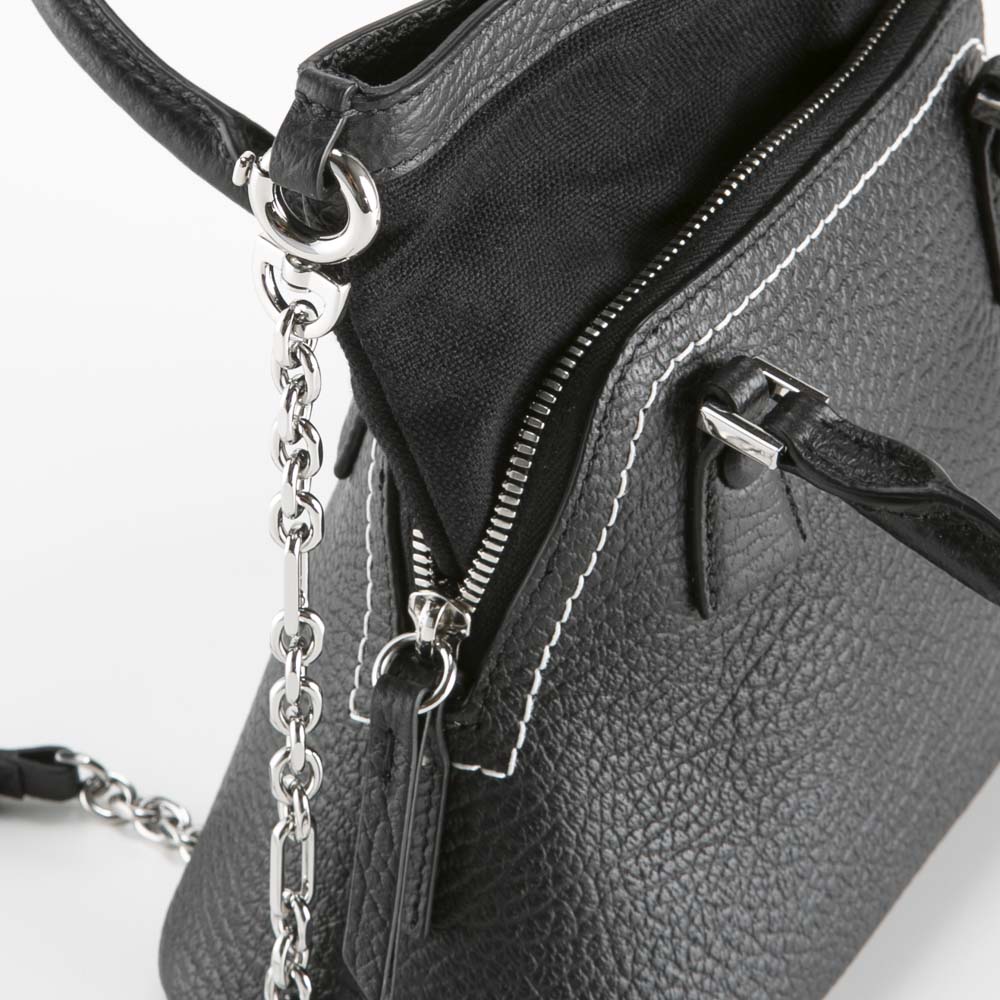 メゾンマルジェラ Maison Margiela ハンド・トートバッグ 5AC CLASSIQUE MICRO BAG SD付 S56WG0081-P4455【FITHOUSE ONLINE SHOP】