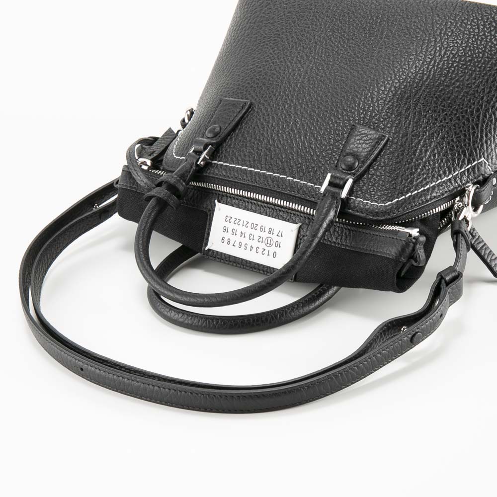 メゾンマルジェラ Maison Margiela ハンド・トートバッグ 5AC CLASSIQUE MINI BAG SD付き S56WG0082-P4455【FITHOUSE ONLINE SHOP】