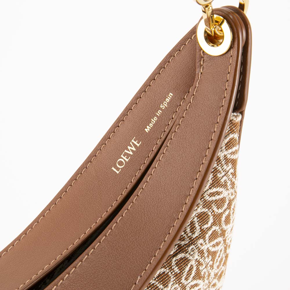ロエベ LOEWE ショルダーバッグ LUNA SMALL ANAGRAM BAG A923PM1X02【FITHOUSE ONLINE SHOP】