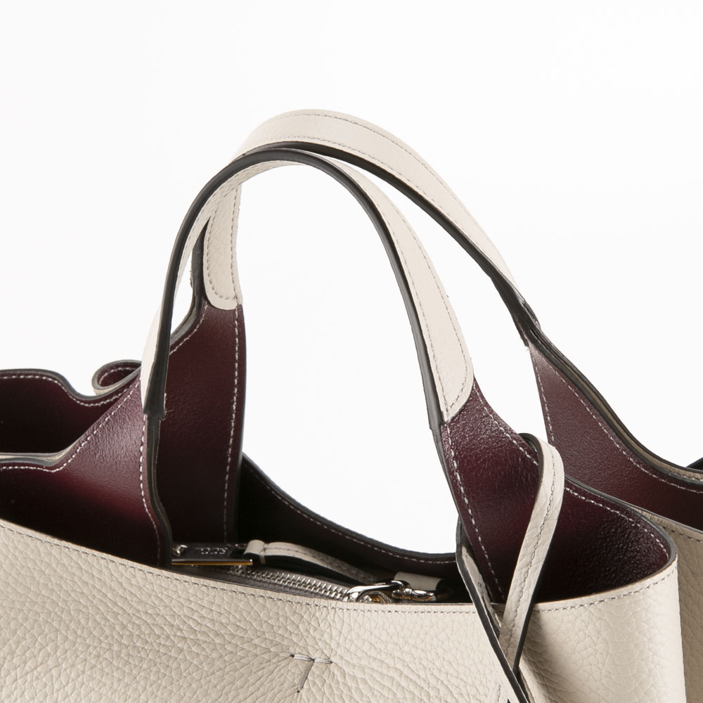 トッズ TOD'S ハンド・トートバッグ Tタイムレス メタルペンダント ミニ XBWAPAFL100-QRI【FITHOUSE ONLINE SHOP】