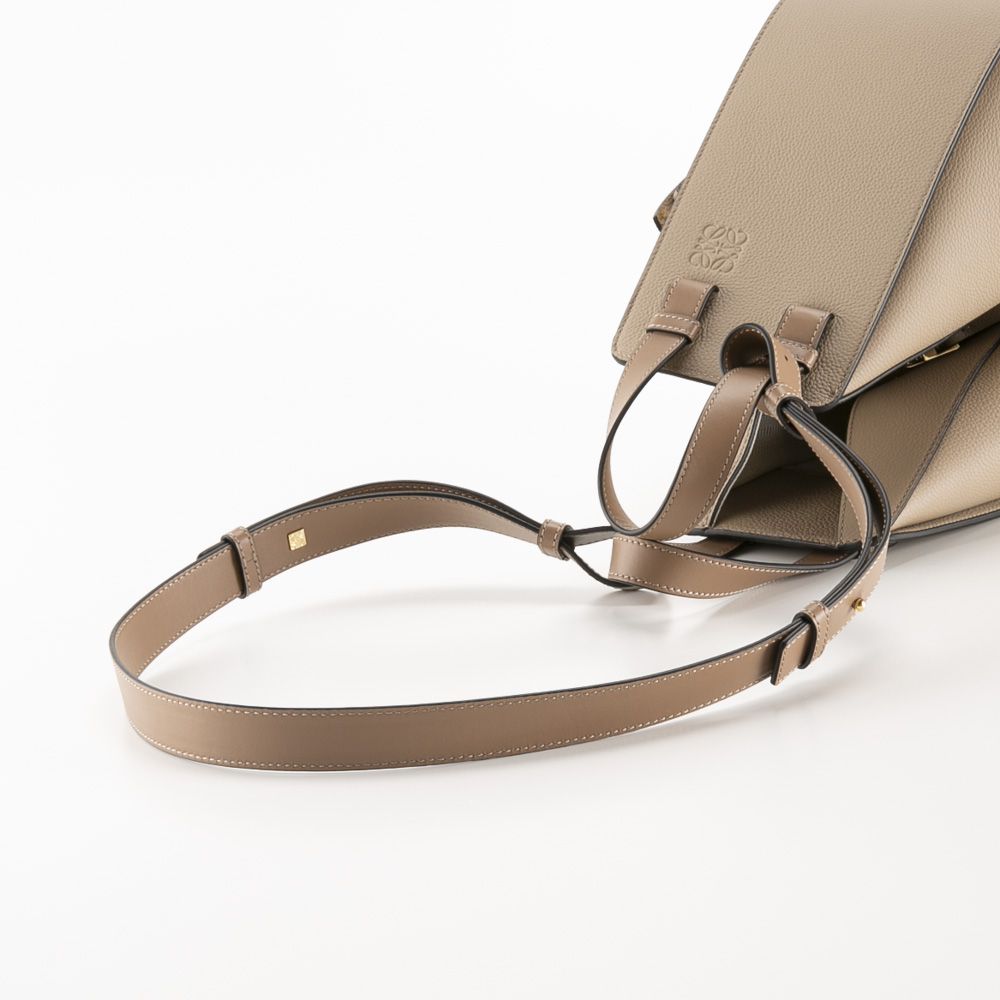 ロエベ LOEWE ハンド・トートバッグ HAMMOCK SMALL ハンモック スモール A538S35X51【FITHOUSE ONLINE SHOP】