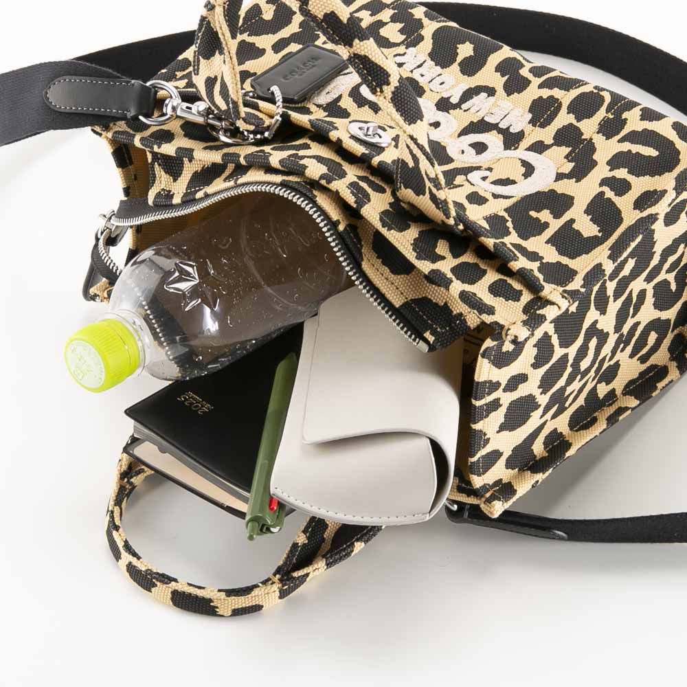 コーチ COACH ハンド・トートバッグ ロゴカーゴトート 26  レオパードプリント CP769【FITHOUSE ONLINE SHOP】