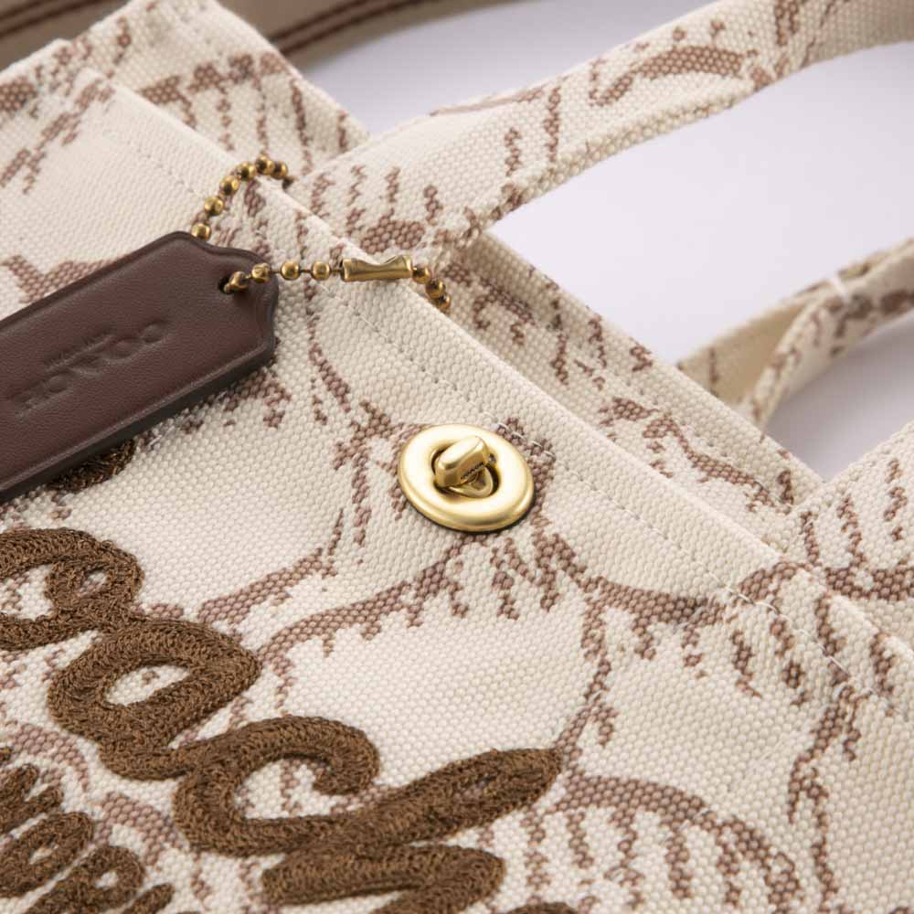 コーチ COACH トートバッグ シグネチャー ロゴ カーゴ トート 26 CAM61【FITHOUSE ONLINE SHOP】