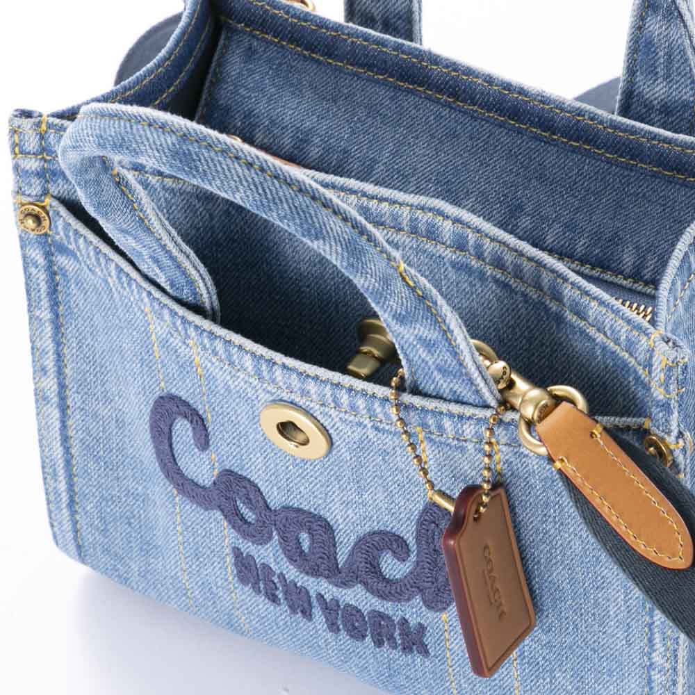 コーチ COACH トートバッグ ロゴカーゴトート 20 デニム CZ098【FITHOUSE ONLINE SHOP】