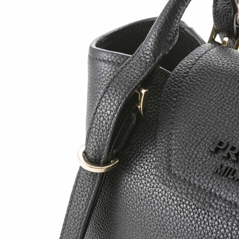 プラダ PRADA トートバッグ VITELLO GRAINﾄｰﾄﾊﾞｯｸﾞ/NERO 1BA271-2DFU