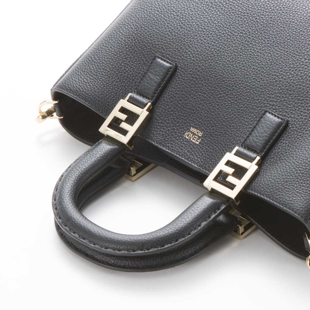 フェンディ FENDI ハンド・トートバッグ FF SMレザートート 8BH367-SFR