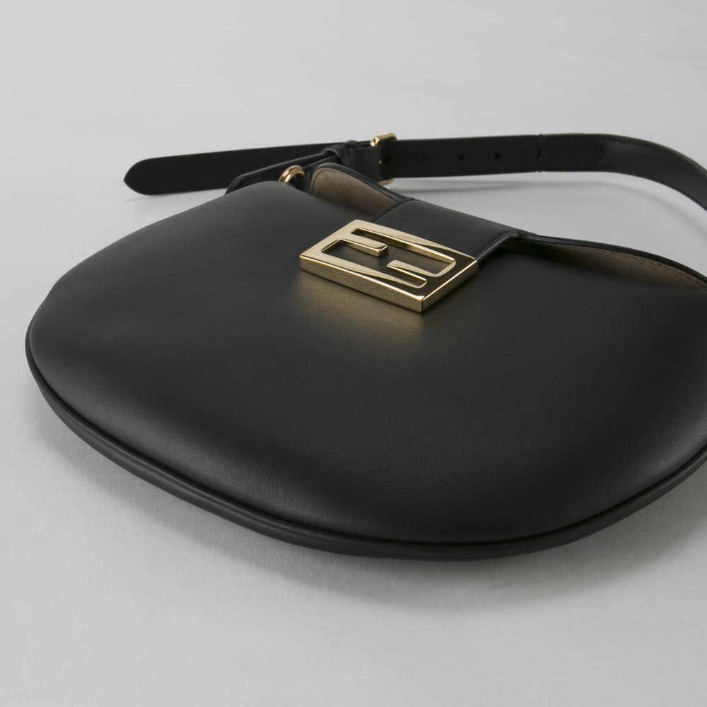 フェンディ FENDI CROISSANT ワンショルダーバッグ 8BR790-AF2P 