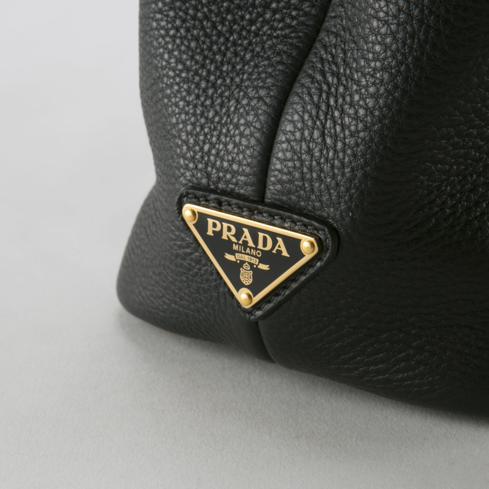 プラダ PRADA VIT.DAINO SOFTロゴハンドバッグ/NERO 1BG390-2DKV-OLO 
