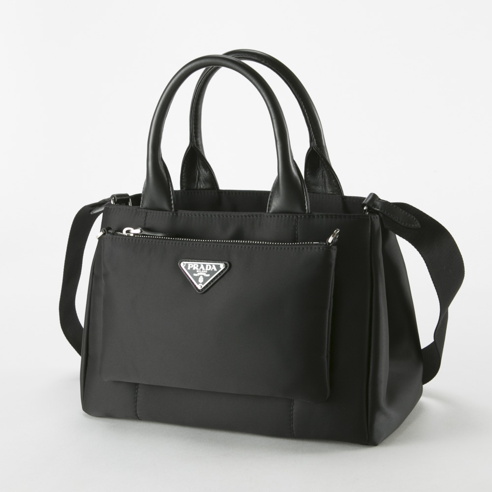 【美品】PRADA トートバッグ　リングハンドル　ナイロン　ロゴ　NERO