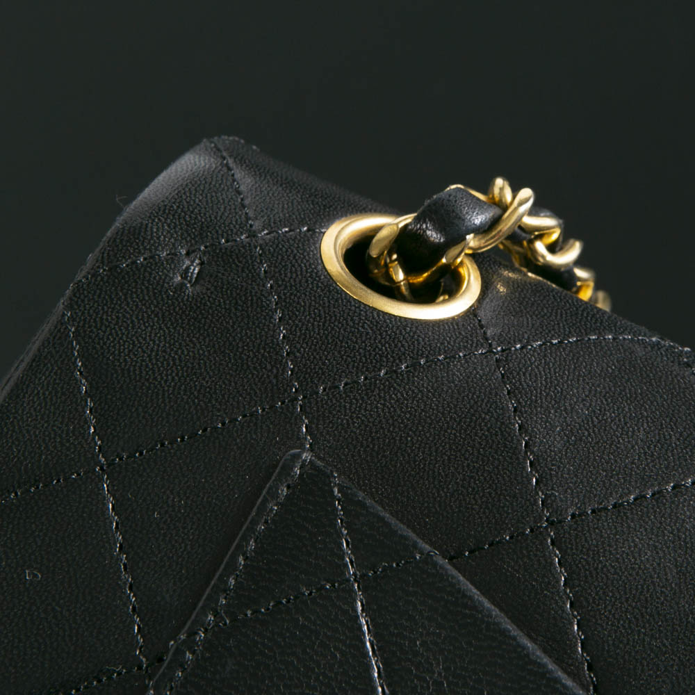 ヴィンテージ・中古】シャネル CHANEL ショルダーバッグ ラムスキン ...
