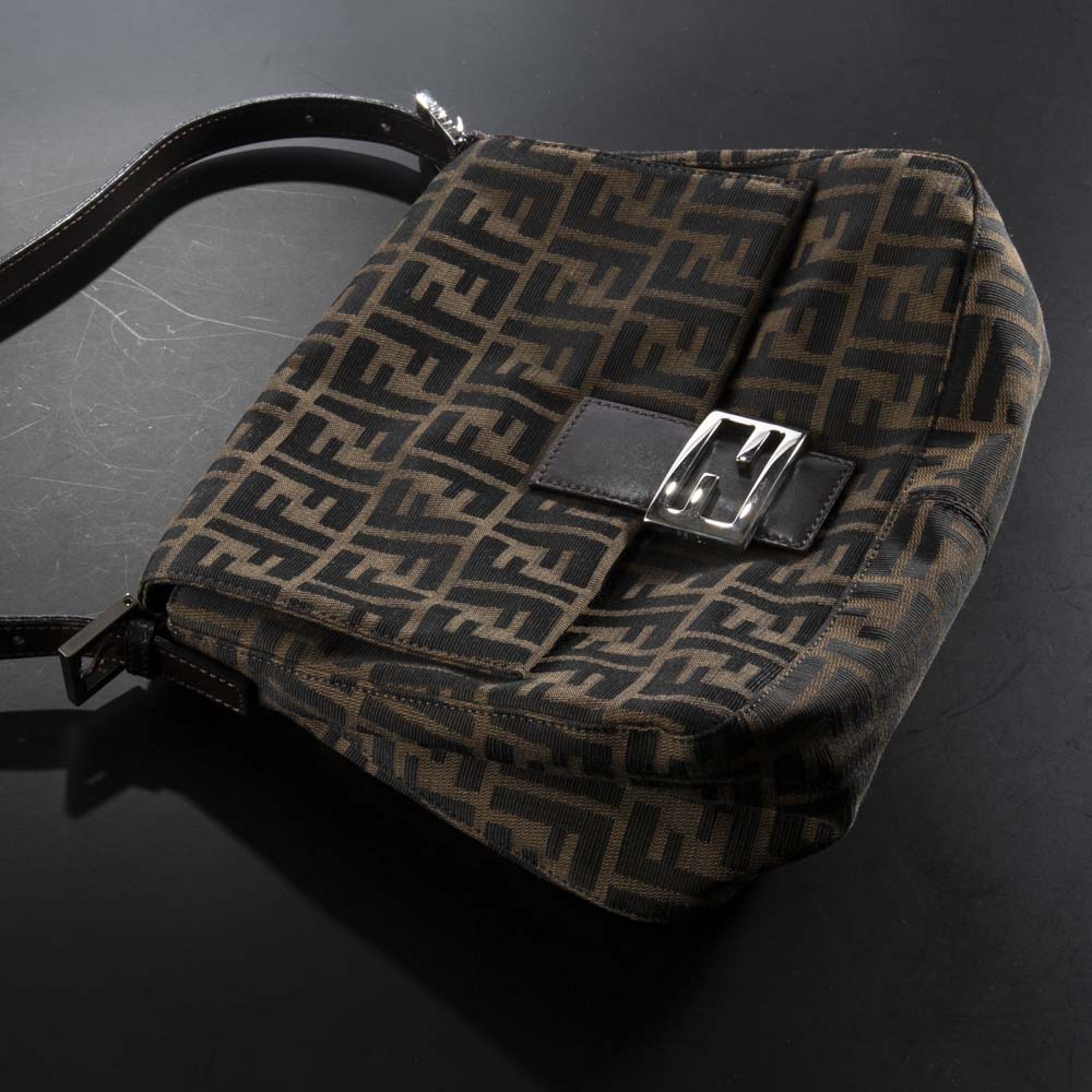 【ヴィンテージ・中古】フェンディ FENDI ズッカマンマワンショルダーバッグ 26325【FITHOUSE ONLINE SHOP】