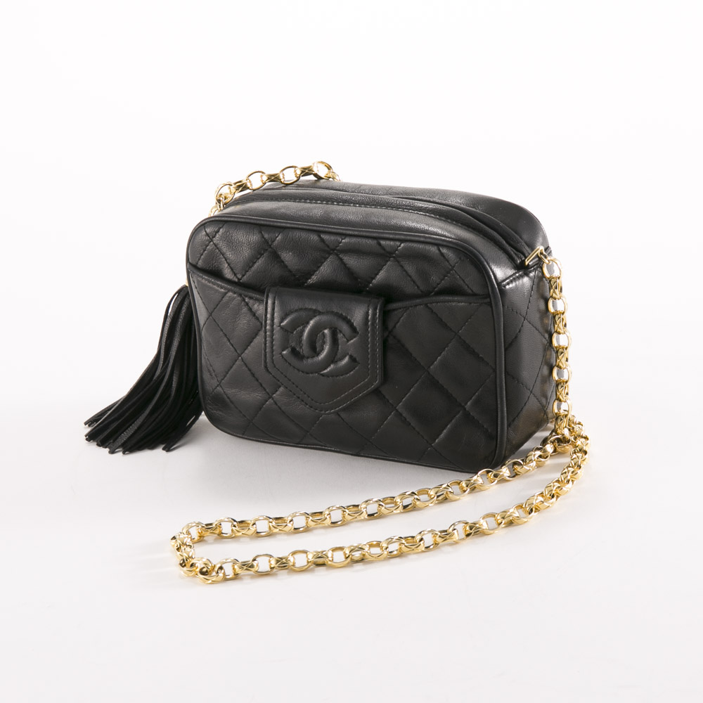 CHANEL チェーンショルダーバッグ