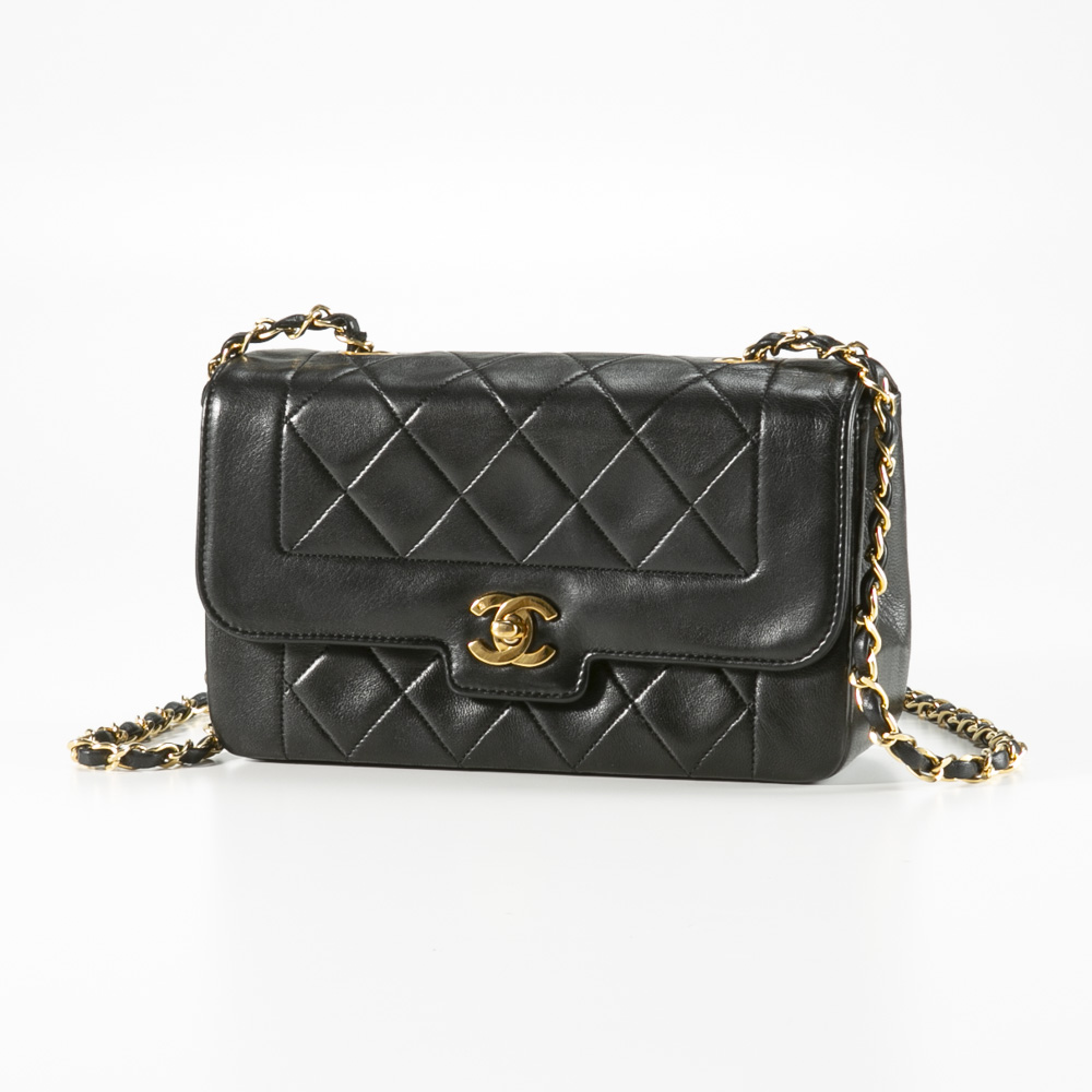 CHANEL　ショルダーバッグ