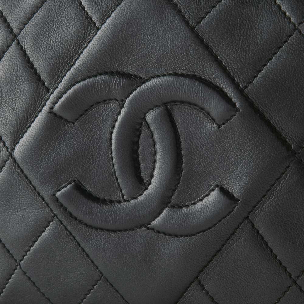 【ヴィンテージ・中古】シャネル CHANEL ラムマトラッセフリンジショルダーバッグ【FITHOUSE ONLINE SHOP】