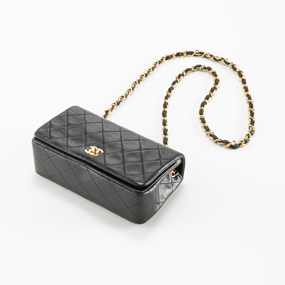 【ヴィンテージ・中古】シャネル CHANEL ラムスキンターンロックフルフラップマトラッセショルダーバッグ【FITHOUSE ONLINE SHOP】