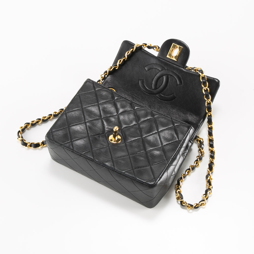 【ヴィンテージ・中古】シャネル CHANEL ラムスキンミニマトラッセショルダーバッグ A01115【FITHOUSE ONLINE SHOP】