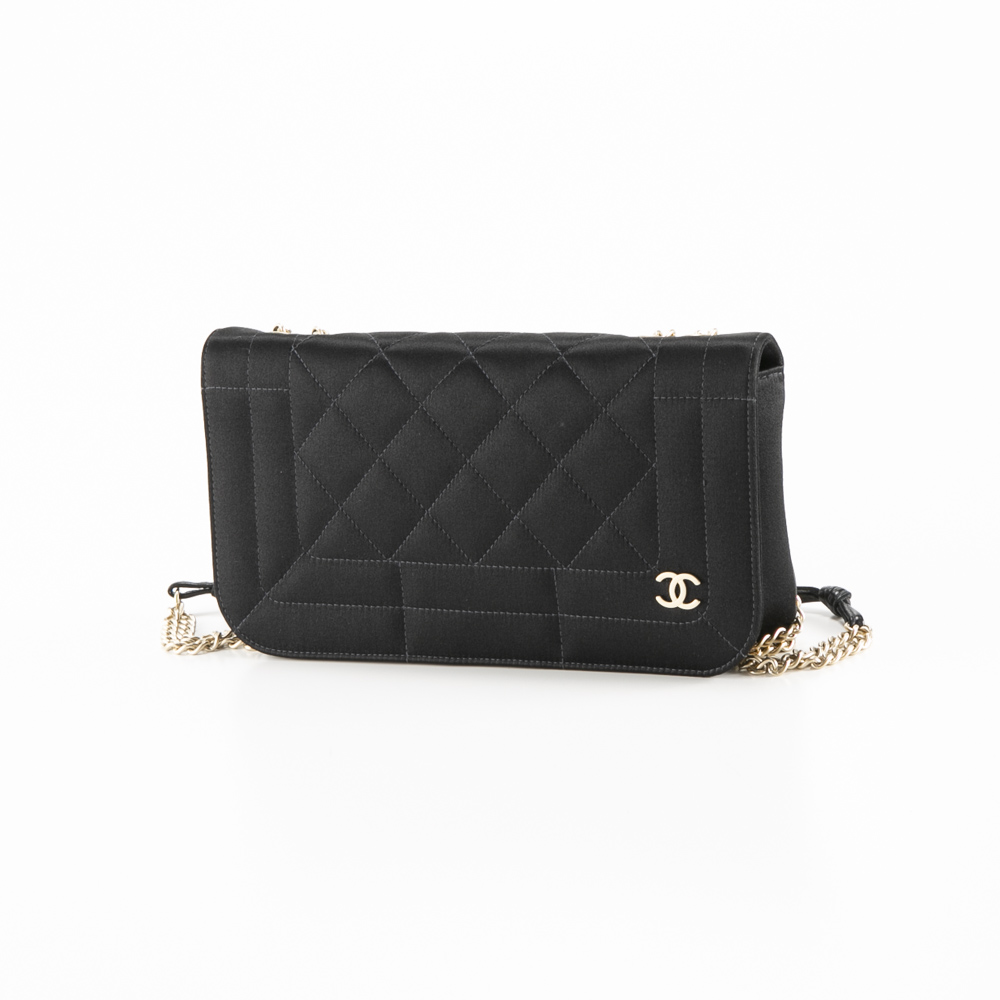 【ヴィンテージ・中古】シャネル CHANEL サテンキルティングショルダーバッグ 【FITHOUSE ONLINE SHOP】