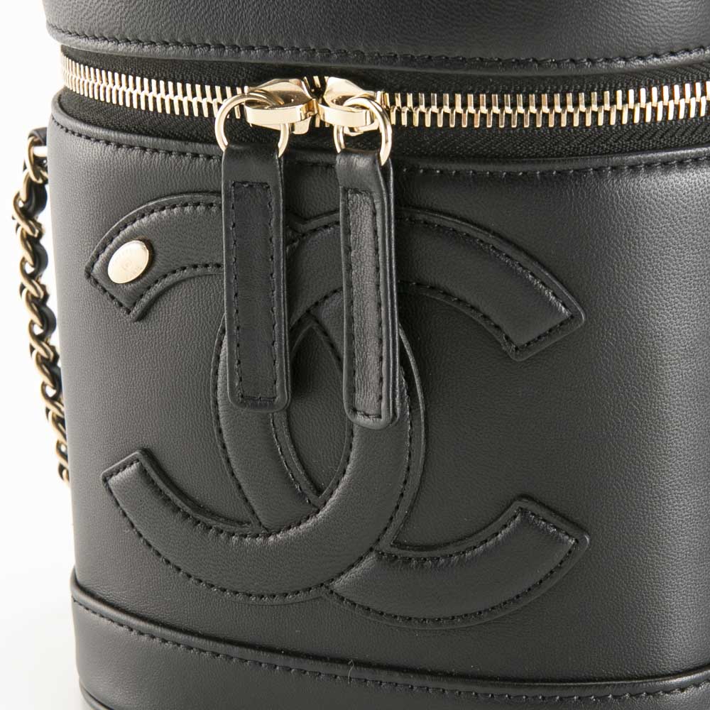 【ヴィンテージ・中古】シャネル CHANEL バニティ 縦型チェーンショルダーバッグ AS0323【FITHOUSE ONLINE SHOP】