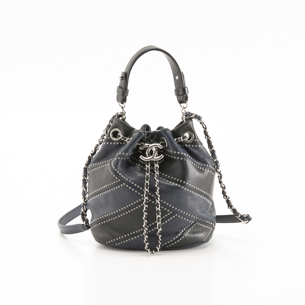 【ヴィンテージ・中古】シャネル CHANEL スタッズ巾着ショルダーバッグ【FITHOUSE ONLINE SHOP】