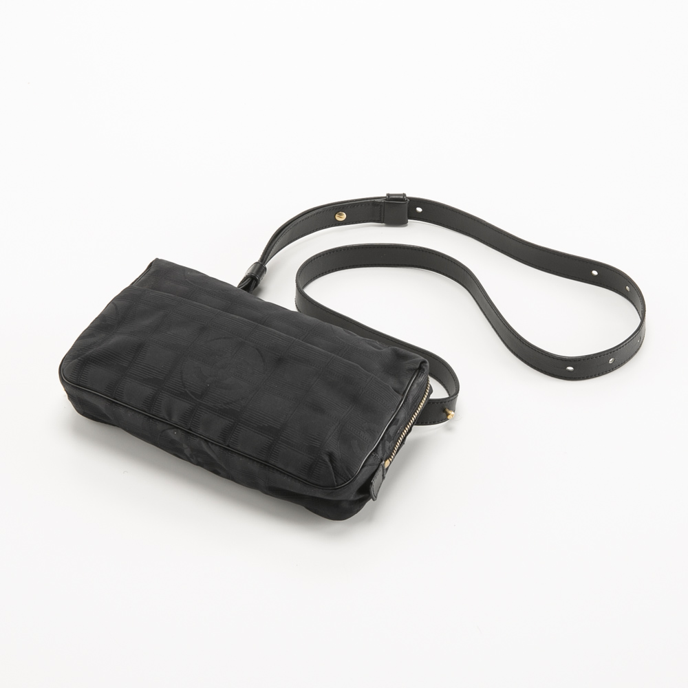 【ヴィンテージ・中古】シャネル CHANEL ニュートラベルライン ポシェット【FITHOUSE ONLINE SHOP】