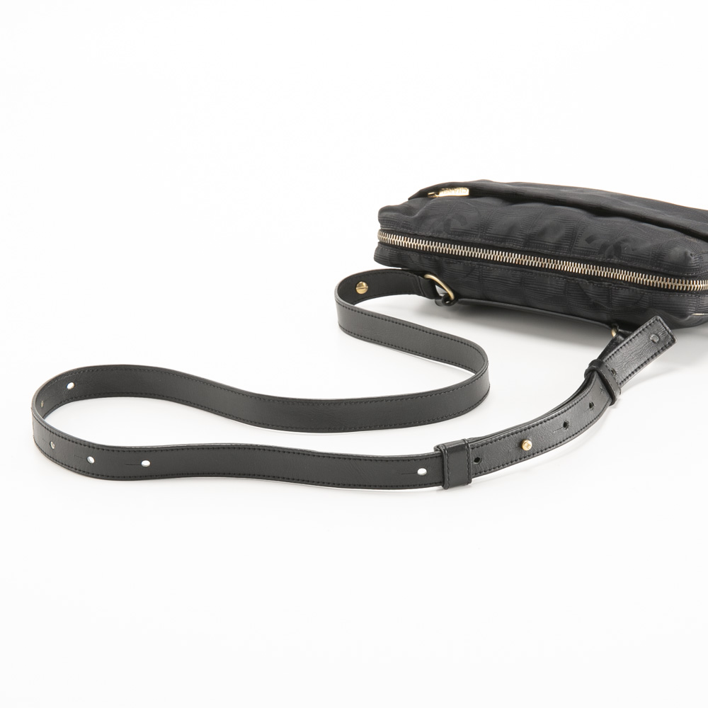 【ヴィンテージ・中古】シャネル CHANEL ニュートラベルライン ポシェット【FITHOUSE ONLINE SHOP】