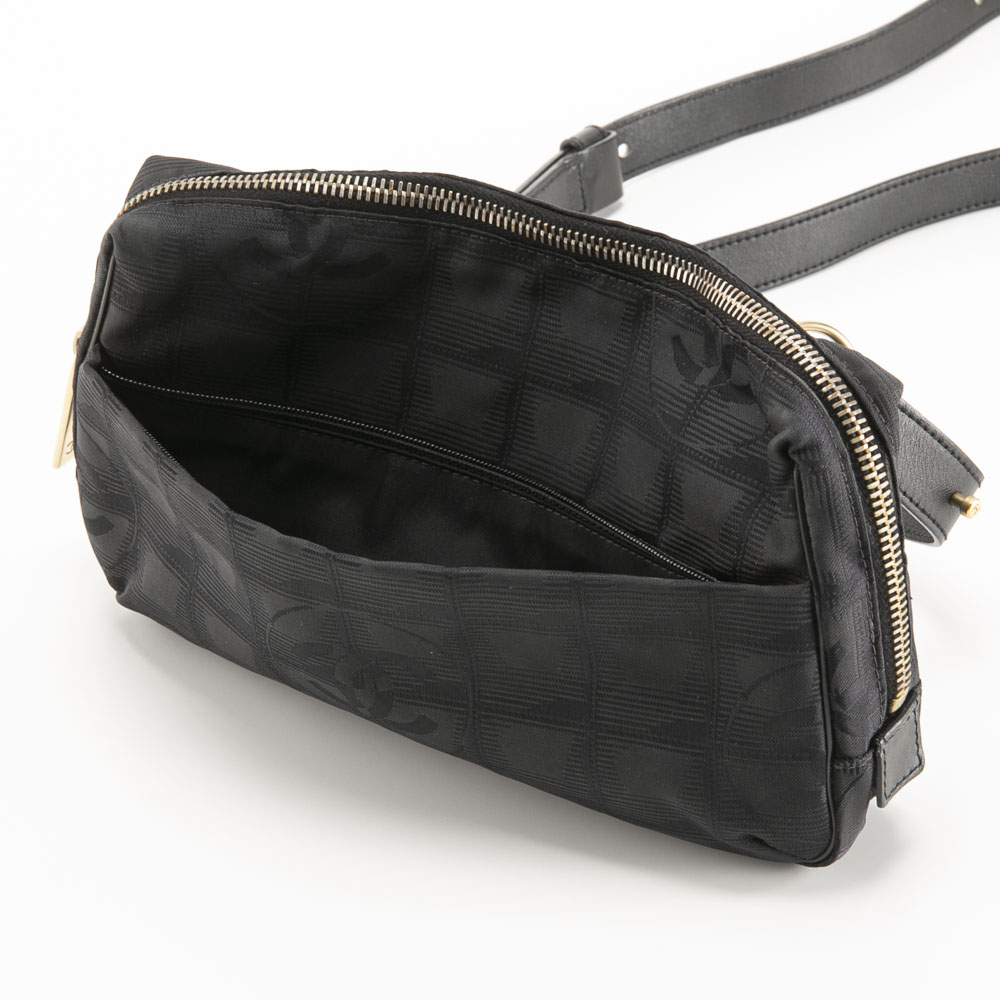 【ヴィンテージ・中古】シャネル CHANEL ニュートラベルライン ポシェット【FITHOUSE ONLINE SHOP】