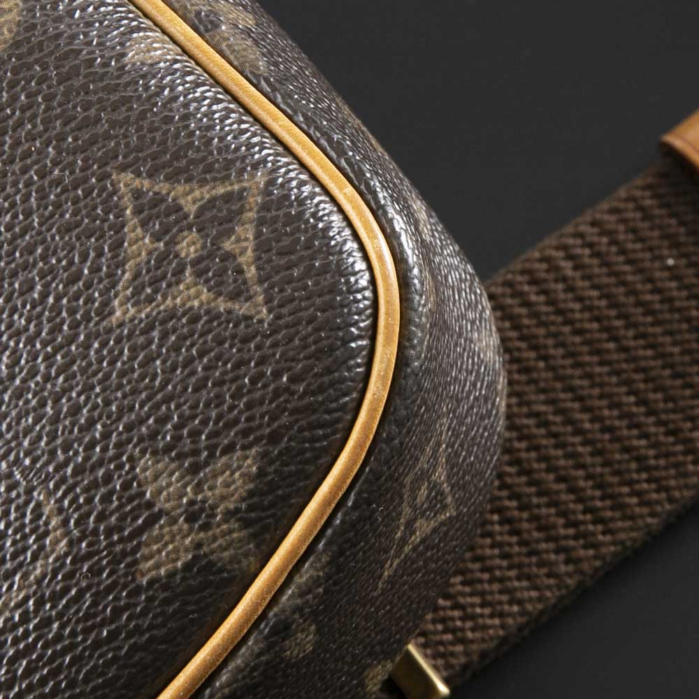 ヴィンテージ・中古】ルイ・ヴィトン LOUIS VUITTON ボディバッグ ヴィンテージ・中古】ルイ・ヴィトン LOUIS VUITTON ボディバッグ