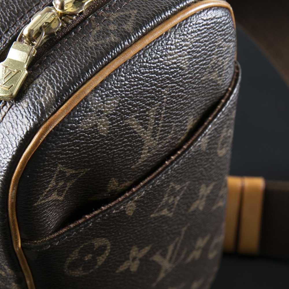 ヴィンテージ・中古】ルイ・ヴィトン LOUIS VUITTON ボディバッグ ヴィンテージ・中古】ルイ・ヴィトン LOUIS VUITTON ボディバッグ