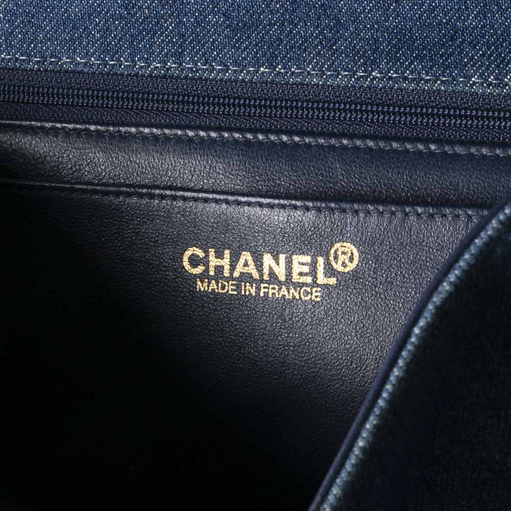 ヴィンテージ・中古】シャネル CHANEL ハンド・トートバッグ デニム お得な情報満載 ヴィンテージ CHANEL デニム 30cm ハンドバッグ ハンドバッグ
